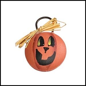 D. Dressen Pumpkin Pin Halloween Jack O Lantern Face Straw Accent‎ 1995